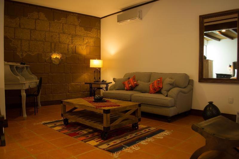 Casa De Adobe Gallery & Luxury Boutique Oaxaca Kamer foto
